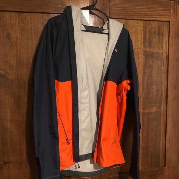 Patagonia Rain Jacket - Picture 2 of 2